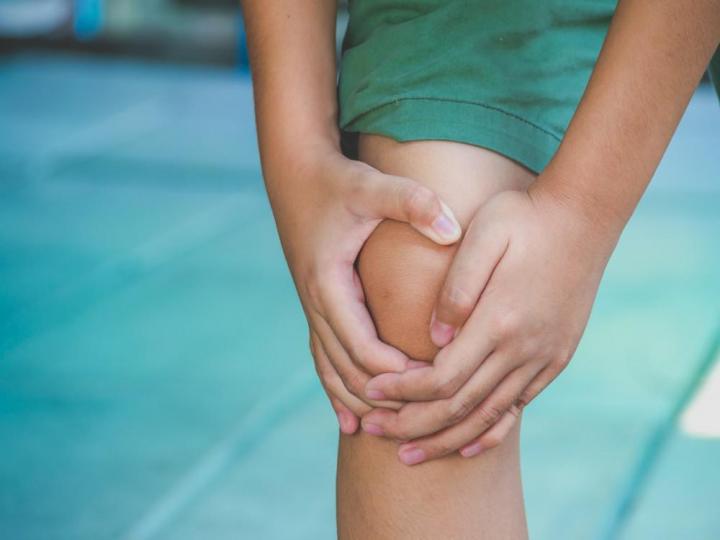 Top 5 Bad Habits That May Lead To Knee Pain