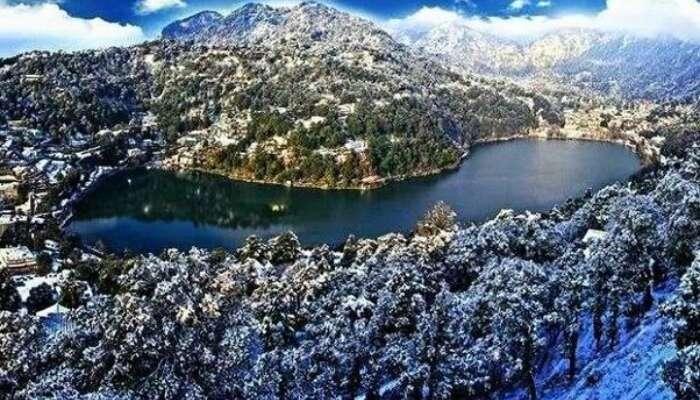 Complete Information about Delhi to Nainital Bus