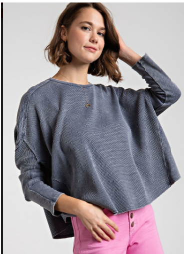 Elevate Your Look with the Latest Trends in Women's Tops at CC 