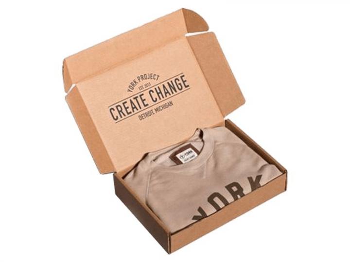 Grab the popular packaging of shirt boxes