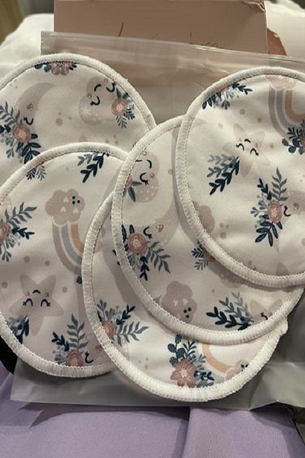 Benefits of Using Reusable Breast Pads